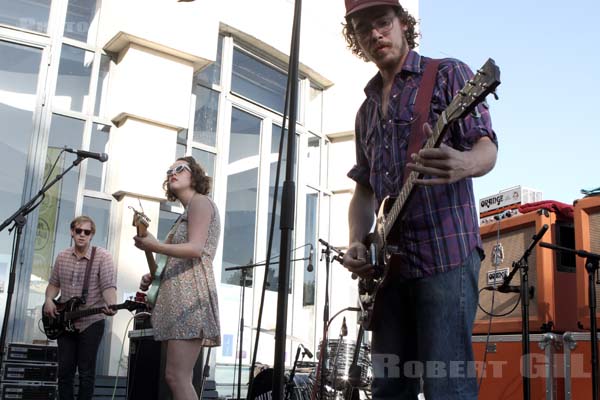 SALLIE FORD AND THE SOUND OUTSIDE - 2012-07-24 - PARIS - Parc de Belleville - 